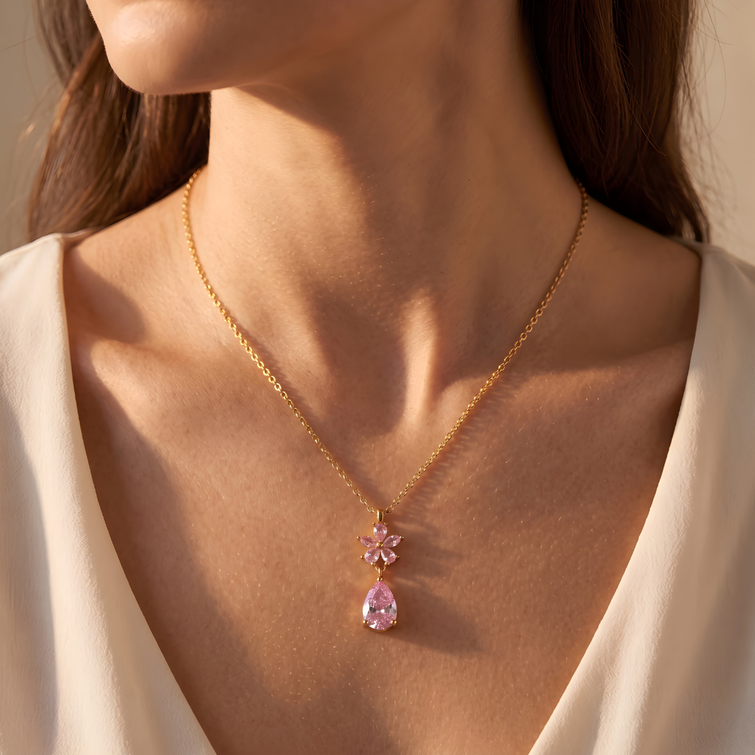 Necklace Flower of The Friendship