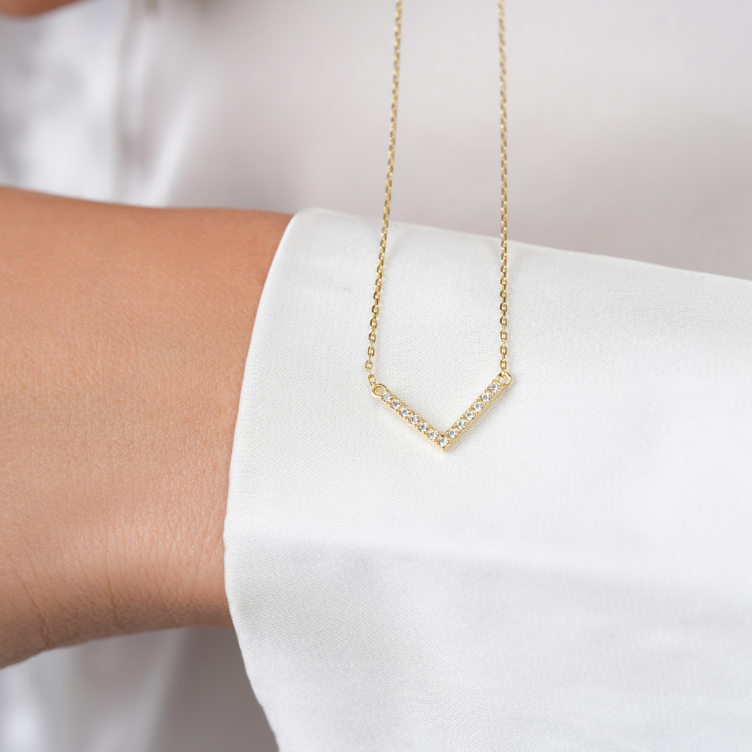 Necklace V Diamond Shine
