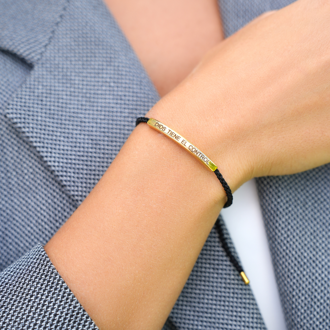 Bracelet Protectora Dios Tiene The Control