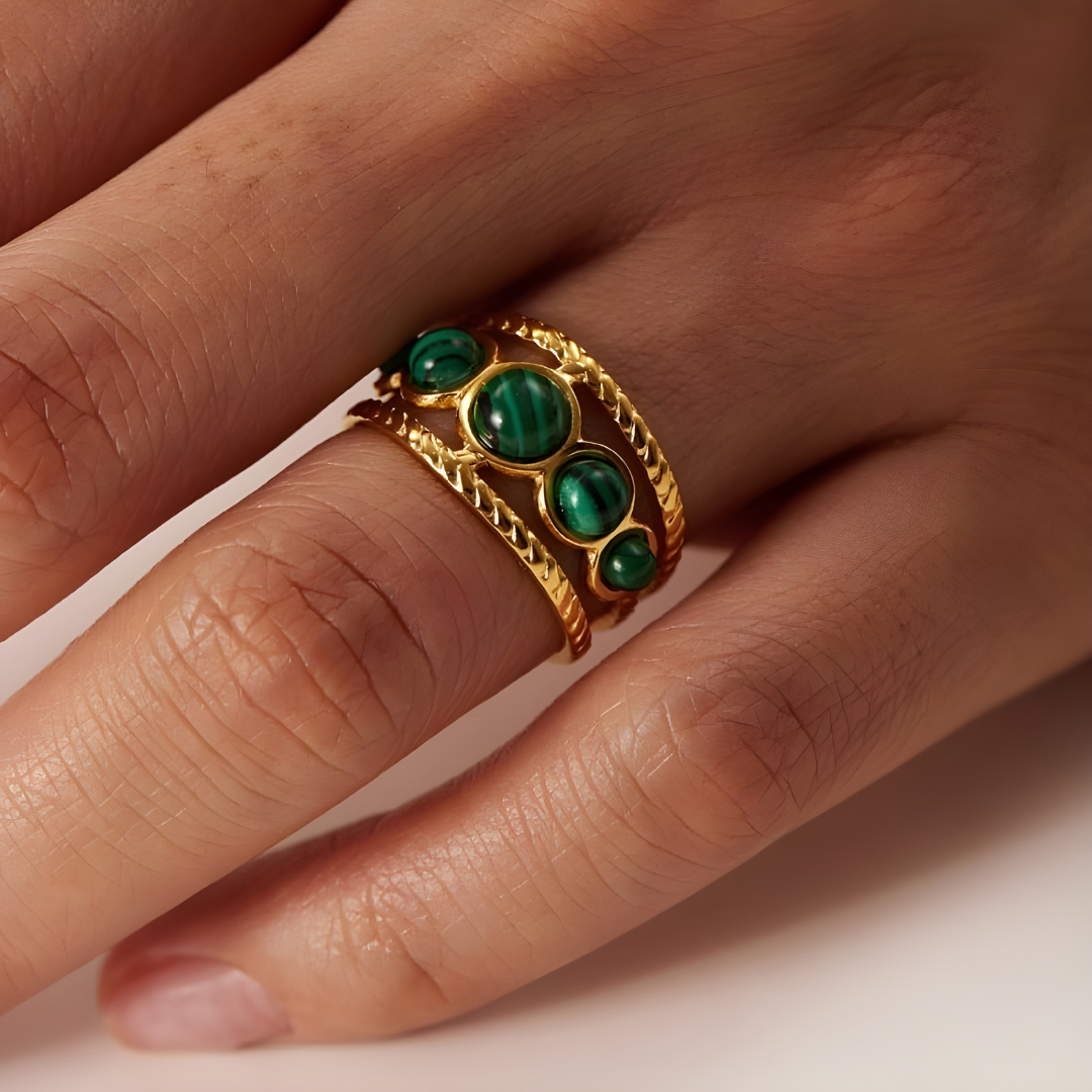 Ring Amulet Moldavite