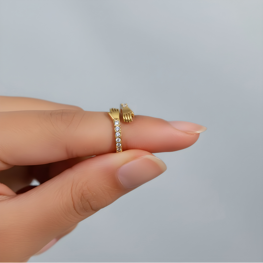 Ring Hug Infinity