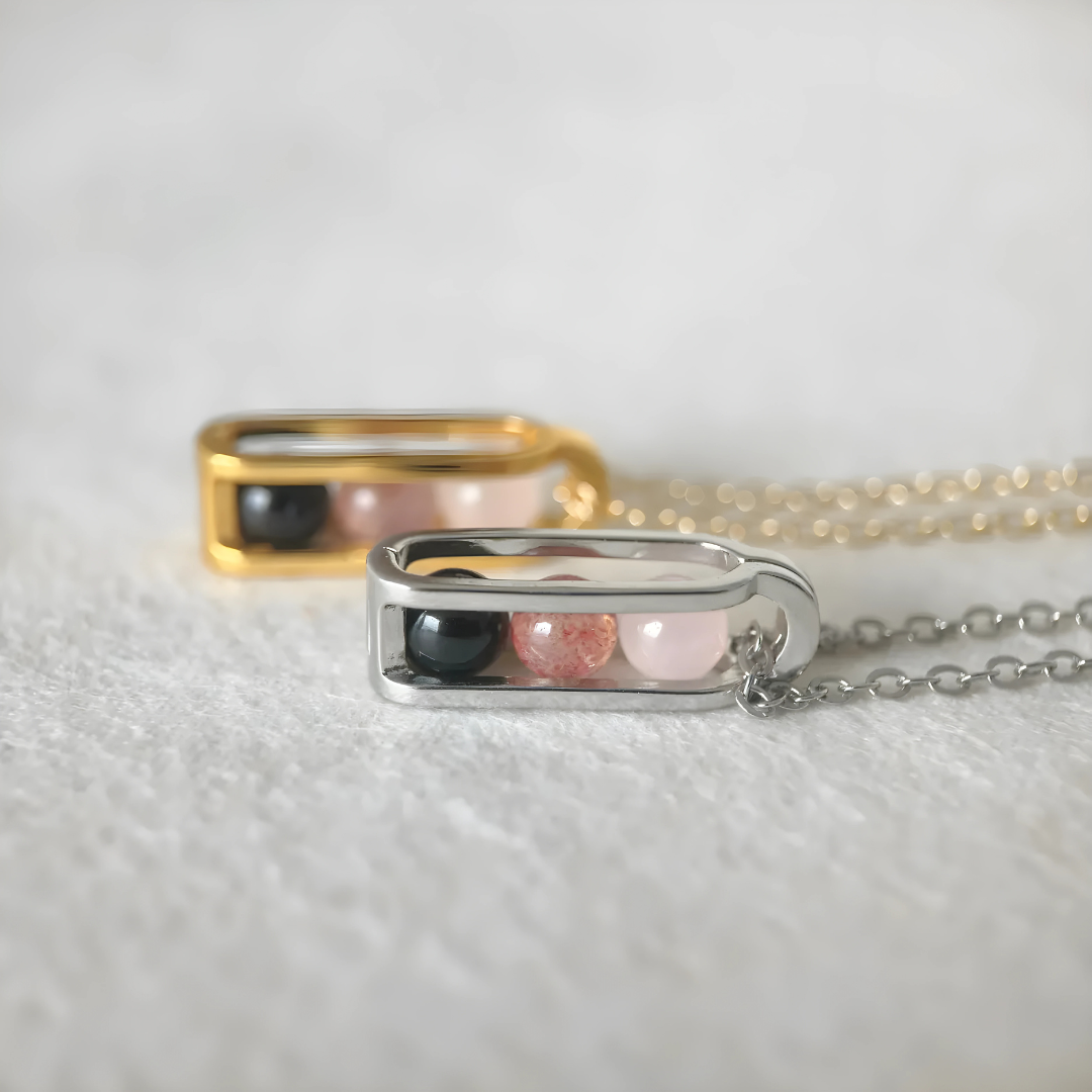 Necklace Alba – Amulet of Elevacion
