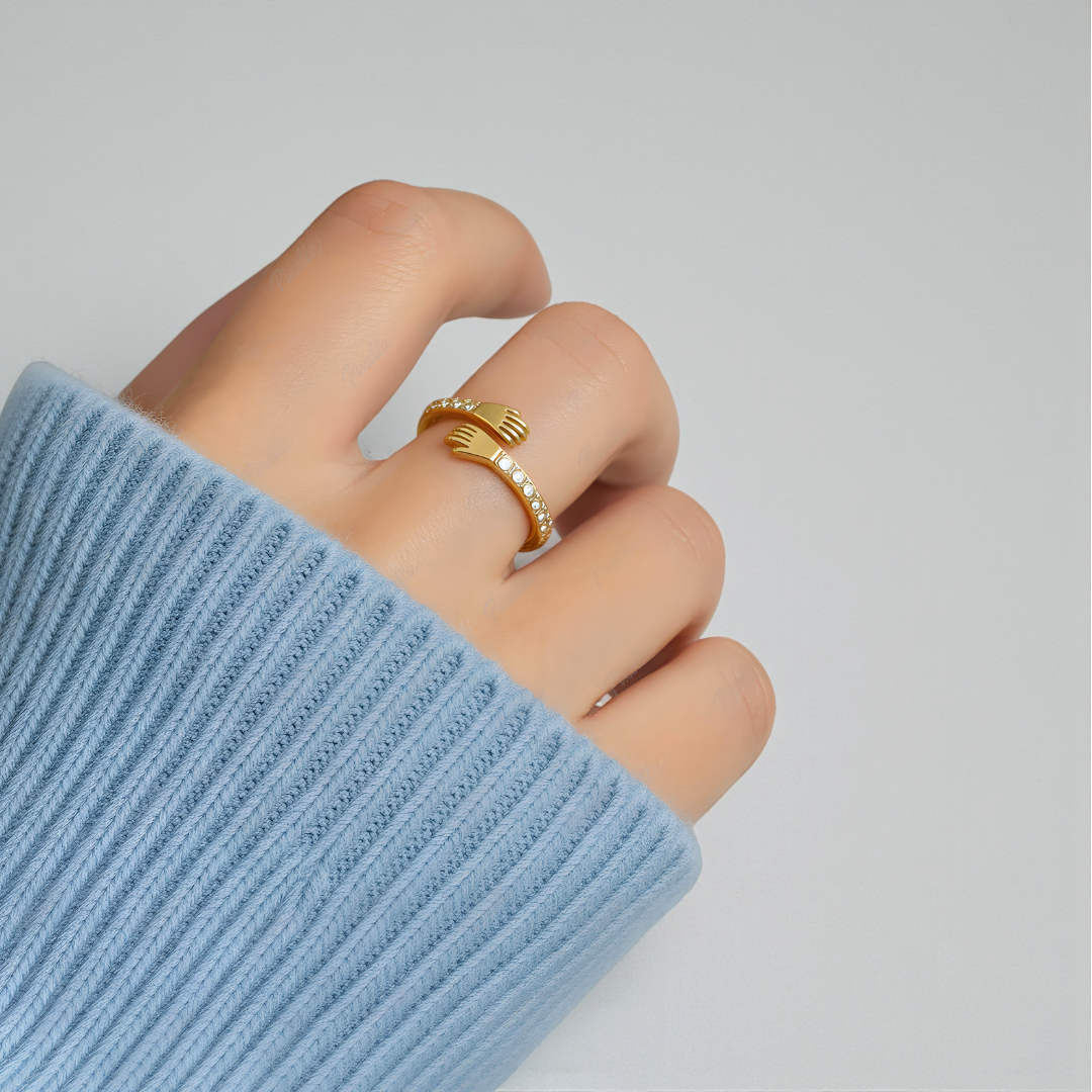 Ring Hug Infinity