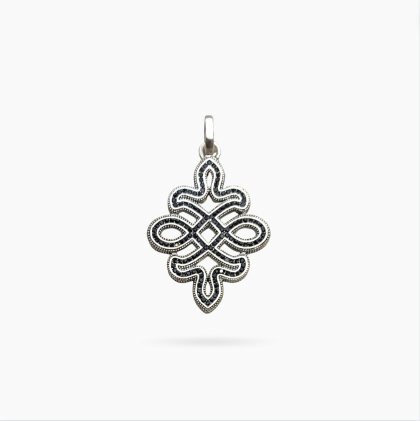 Dije Knot of Love