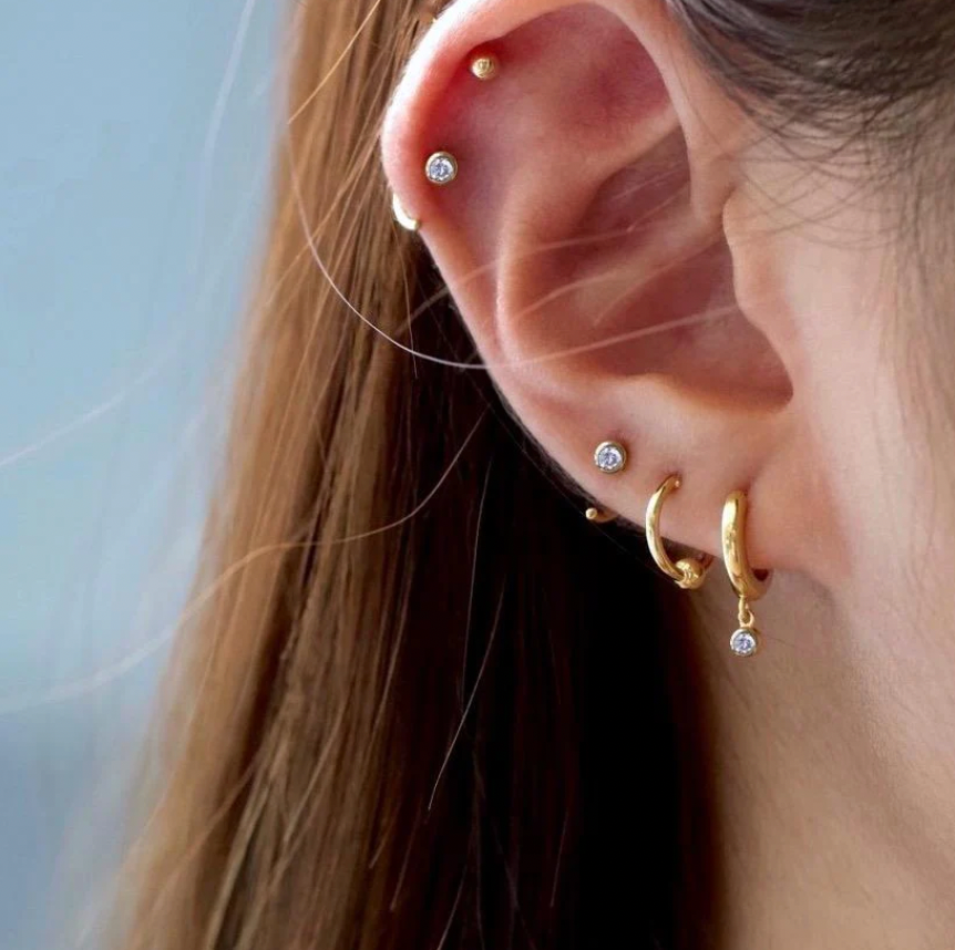 Earrings Huggies