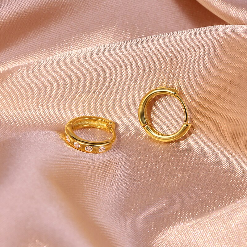 Earrings Hug Clicker
