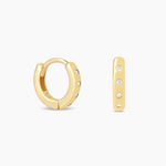 Earrings Hug Clicker